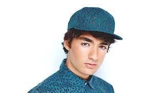 Oliver Heldens – Heldeep Radio 012 – 23-AUGUST-2014